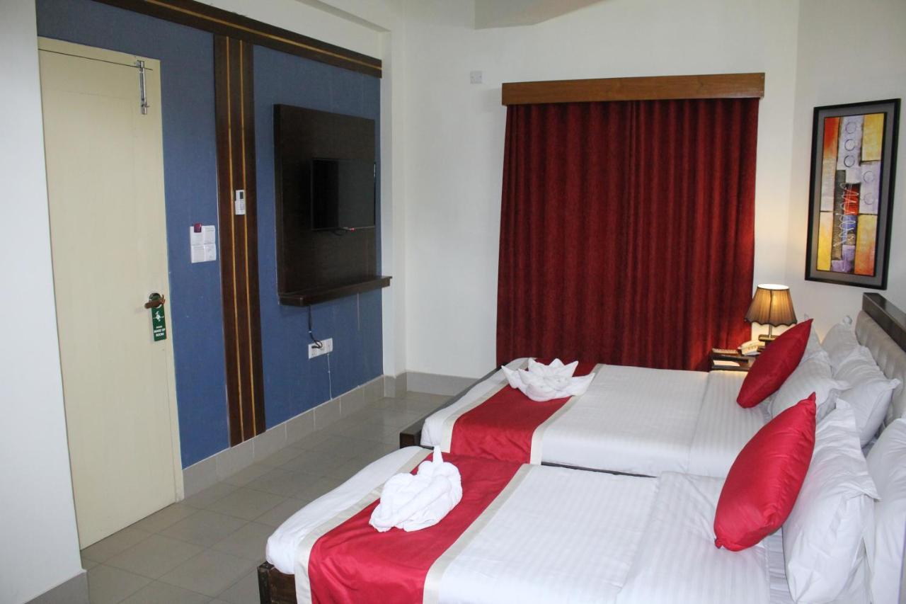 Hotel Grand Circle Inn Dháka Exteriér fotografie
